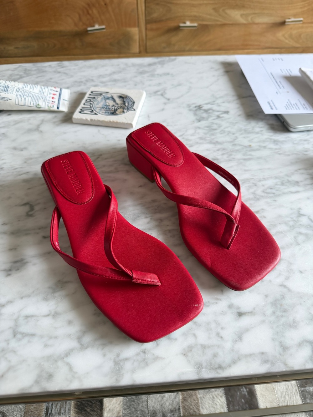 Steve Madden Red Minimalist Square-Toe Low Block Heel Sandals - Picture 3 of 3